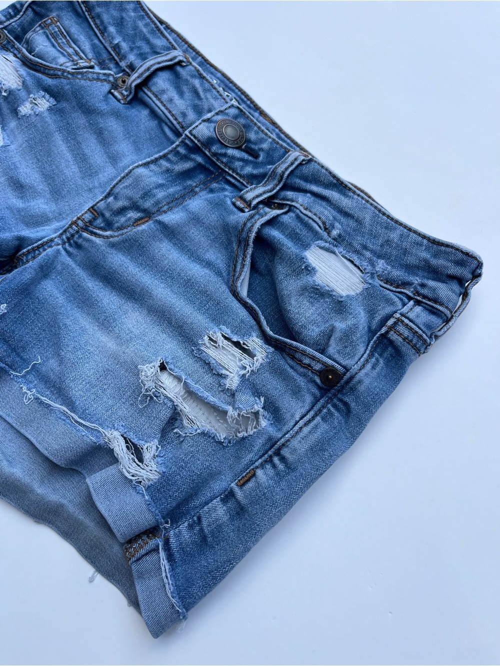 American Eagle Distressed Denim Shorts, Size 4 - Picture 3 of 4